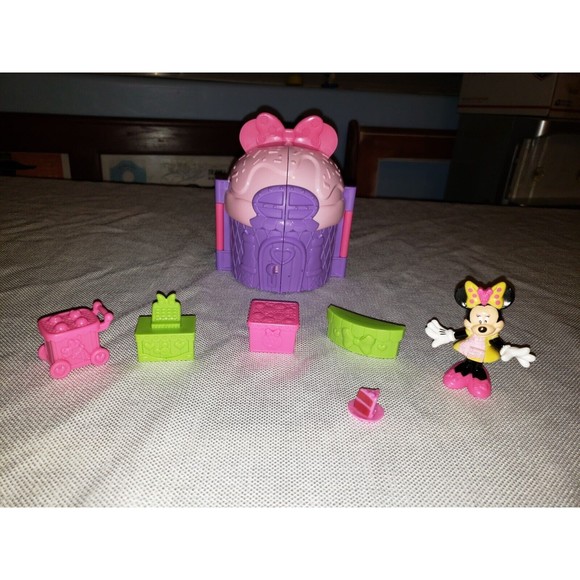 Fisher Price Disney Mickey Mouse Clubhouse Minnie’s Sweet Shop playset - Picture 2 of 4